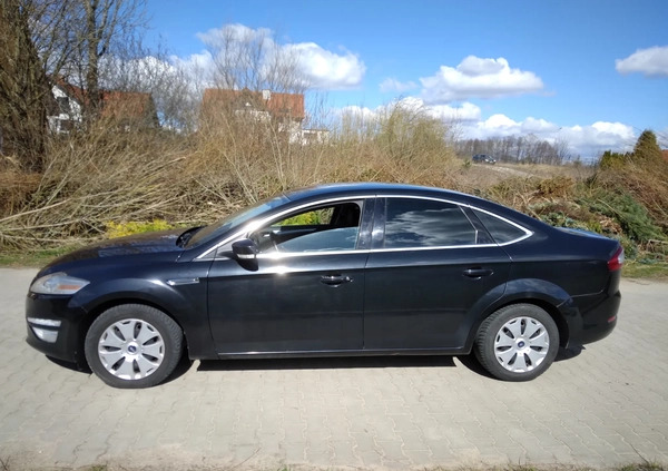 Ford Mondeo cena 15900 przebieg: 356000, rok produkcji 2011 z Dębno małe 326
